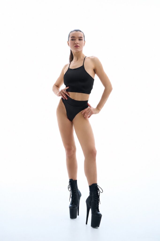 ETHREAL top — Black
