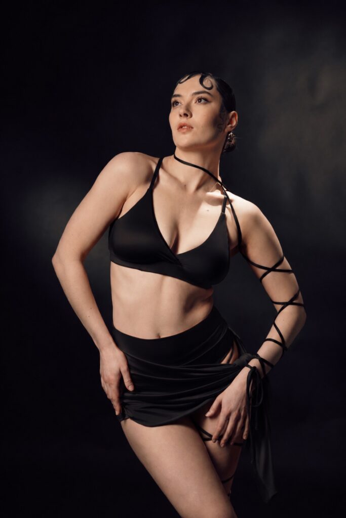 SKINN top — Black matte biflex