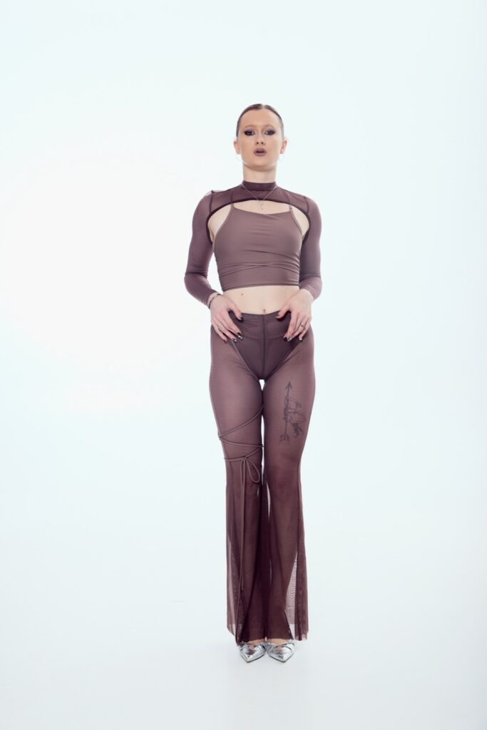 VEIL sleeves — Mocha brown mesh