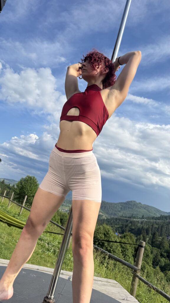 DOUBLE MESH shorts — Beige mesh