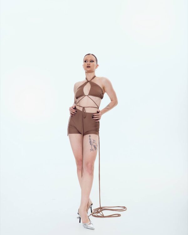 TRUE shorts — Mocha nude biflex